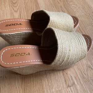 Jute Wedges by Soda - 8.5